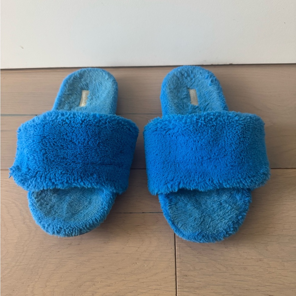 Dream Plush Slipper - Atomic Blue - women’s 7.5